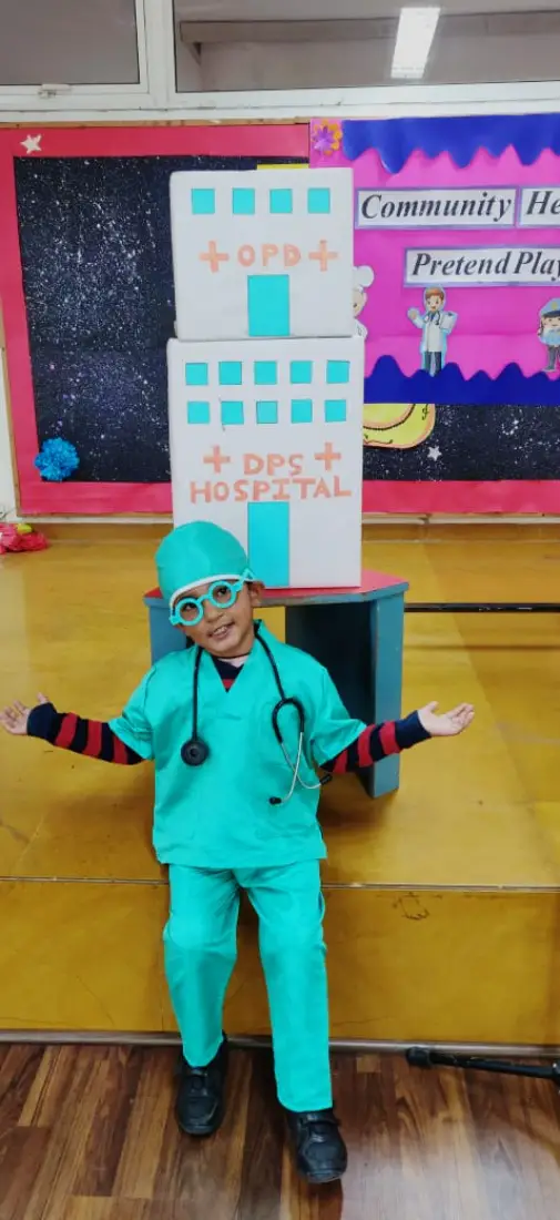 Community Helpers- Pretend Play